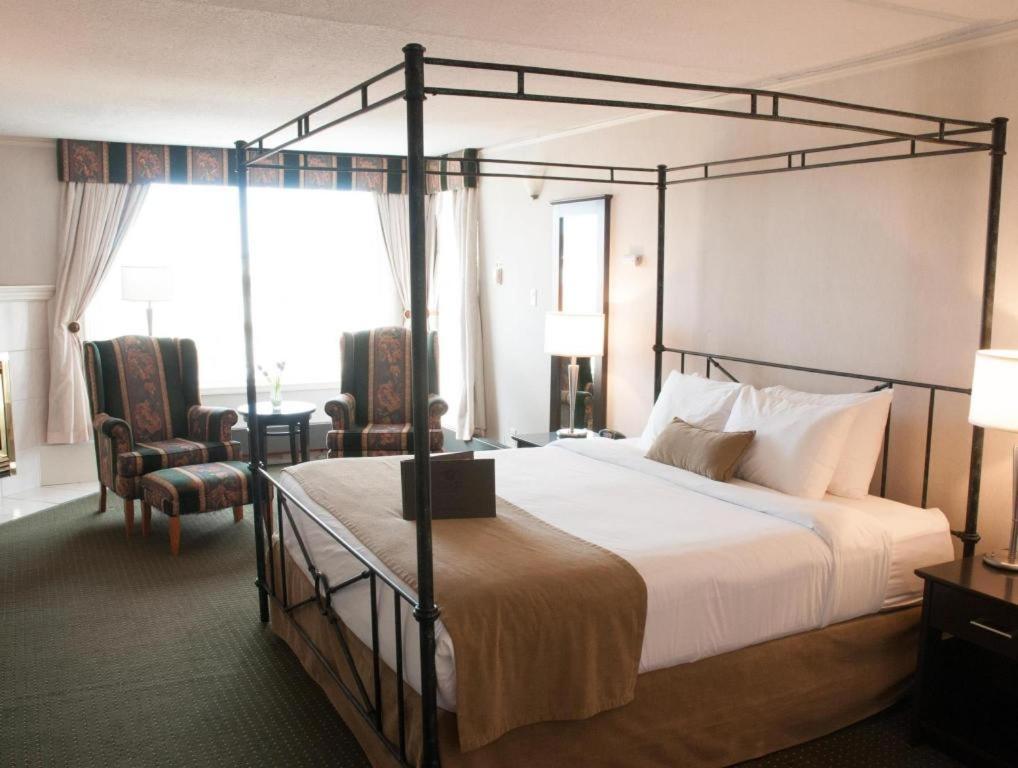 Coast High Country Inn Whitehorse Dış mekan fotoğraf