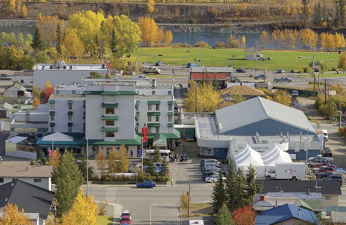 Coast High Country Inn Whitehorse Dış mekan fotoğraf
