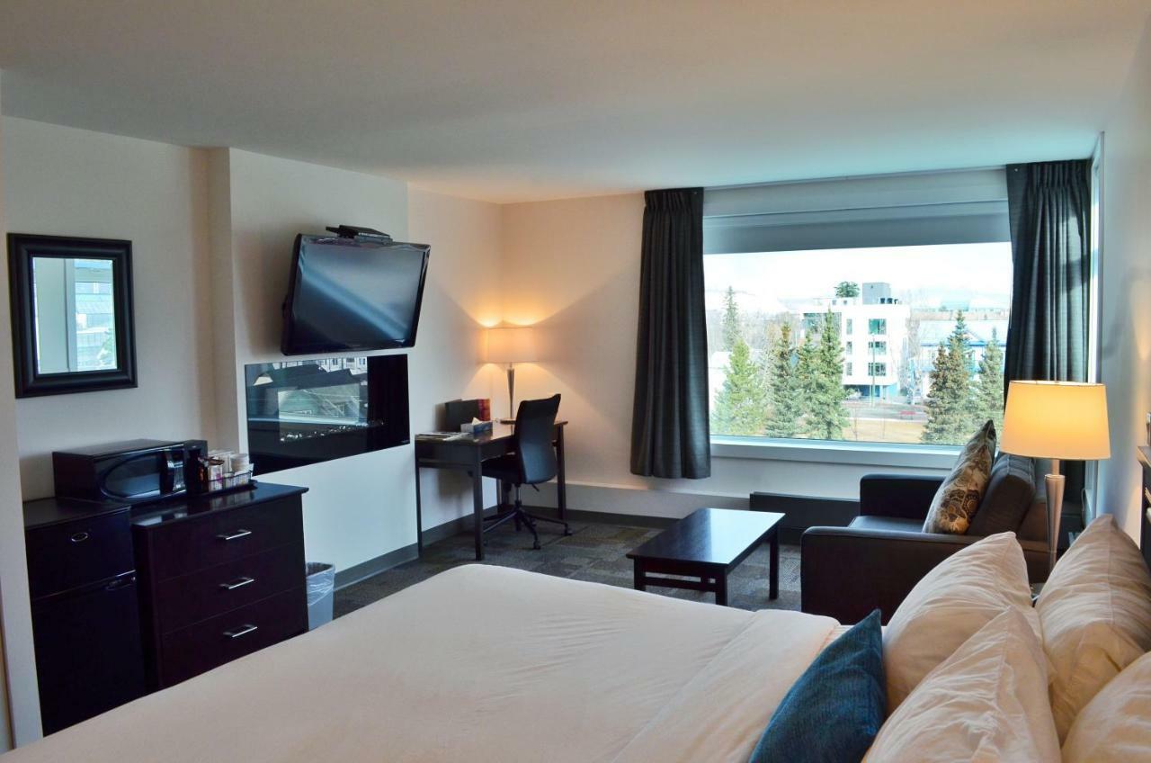 Coast High Country Inn Whitehorse Dış mekan fotoğraf